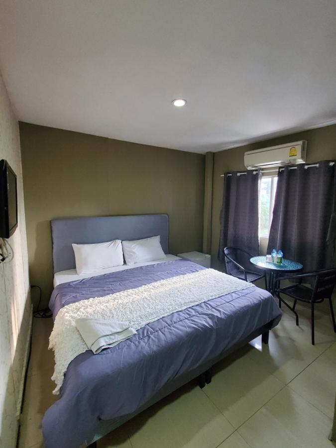 Uno Inn Bangkok Dış mekan fotoğraf